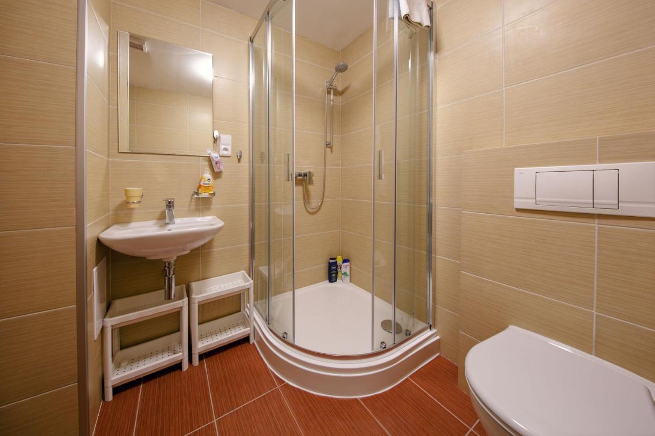 Apartman Zacler Luaran gambar