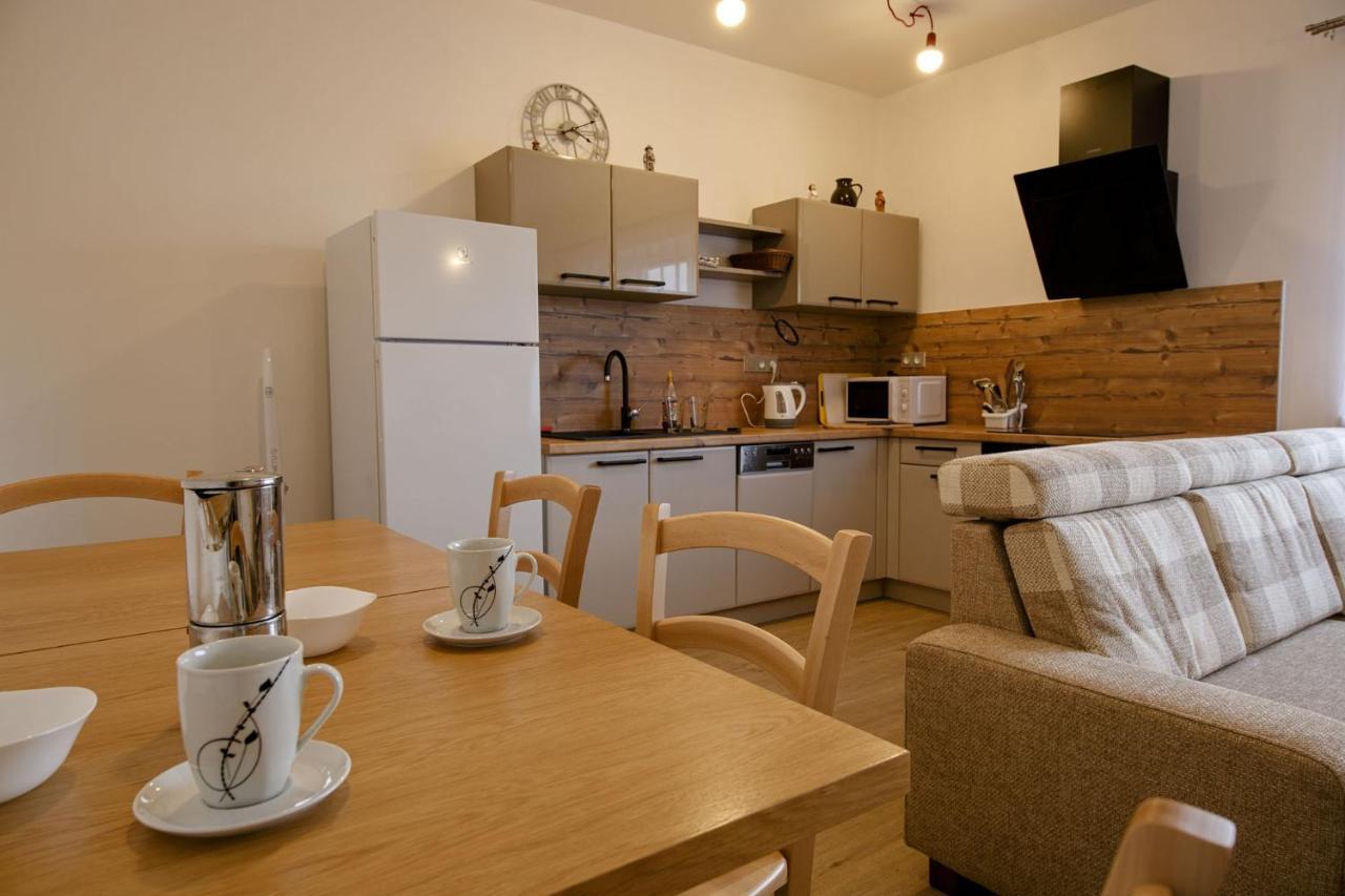 Apartman Zacler Luaran gambar